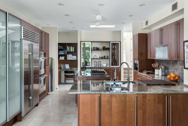 300 Sunnyside Dr, Nashville, TN 37205