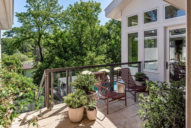 300 Sunnyside Dr, Nashville, TN 37205