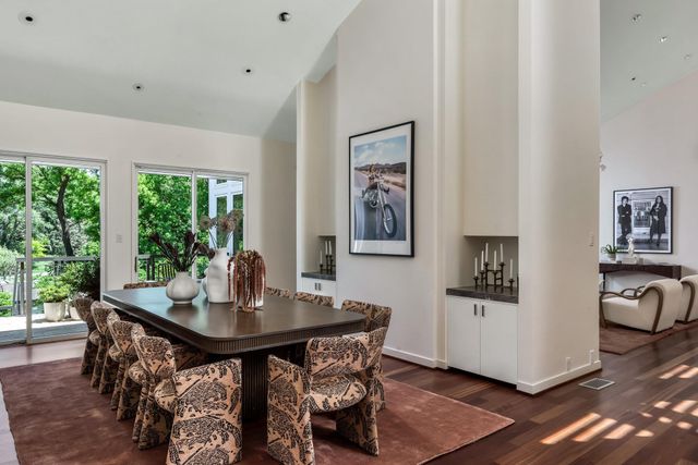 300 Sunnyside Dr, Nashville, TN 37205