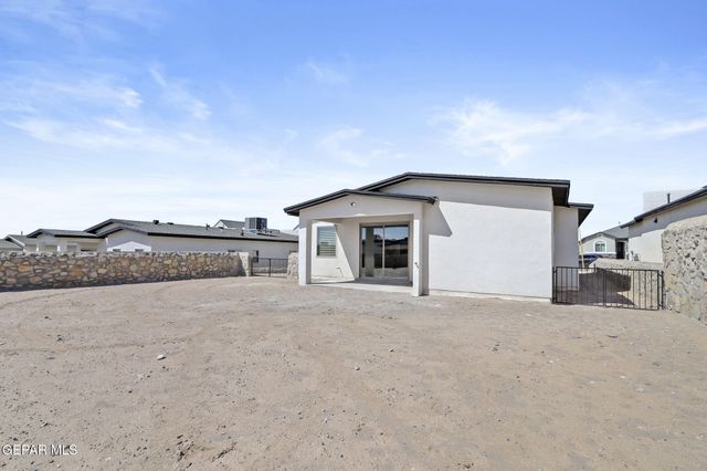 8420 WALLY Place, Vinton, TX 79821