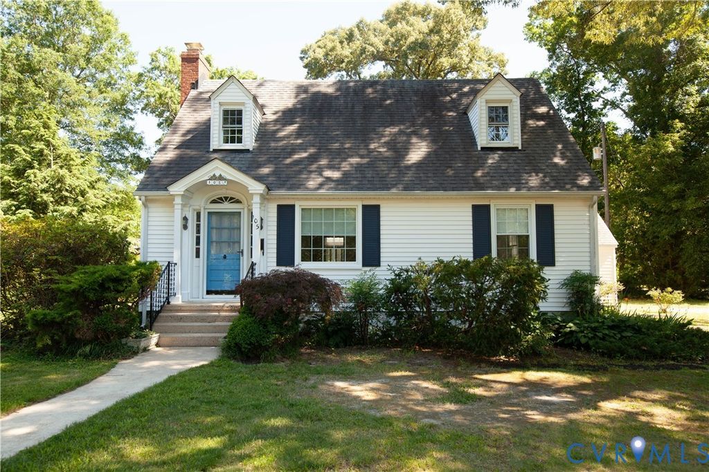 105 W McClellan St, Sandston, VA 23150