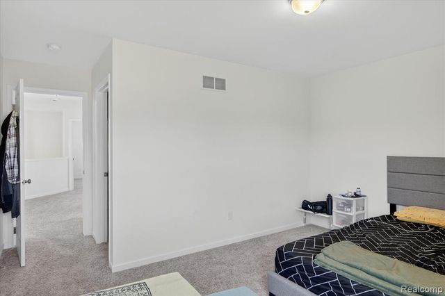 58676 Losino Drive, South Lyon, MI 48178