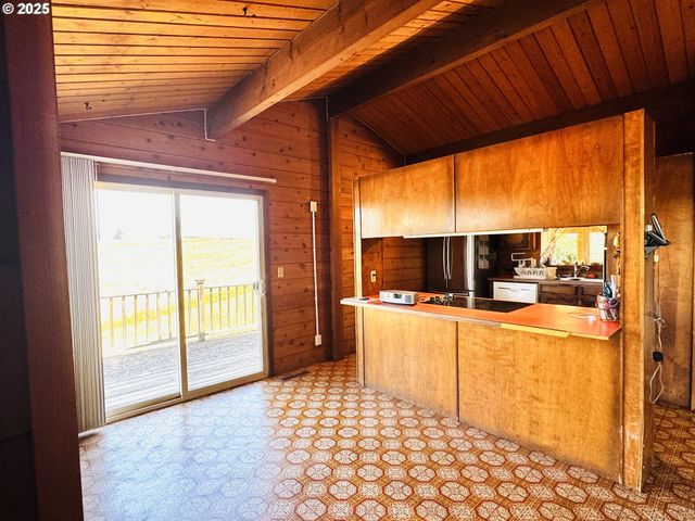 44 N HARRIS Rd, Goldendale, WA 98620