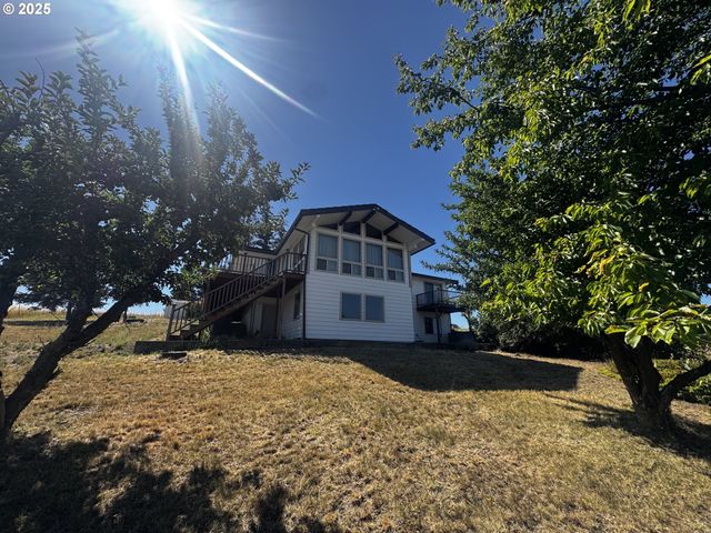 44 N HARRIS Rd, Goldendale, WA 98620