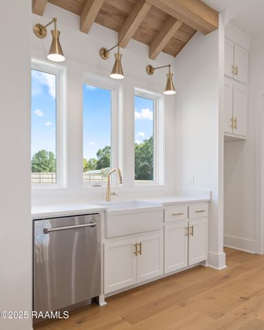 312 Abercrombie Way, Broussard, LA 70518