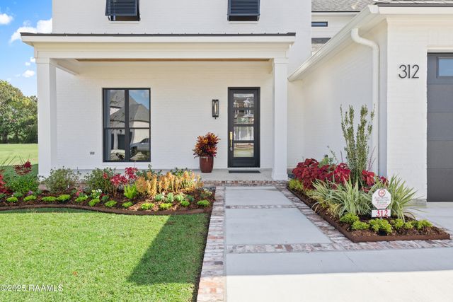 312 Abercrombie Way, Broussard, LA 70518