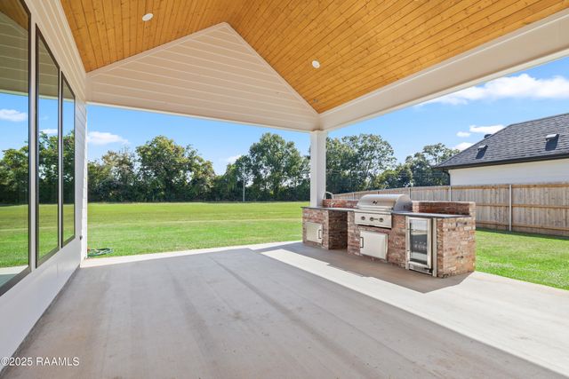 312 Abercrombie Way, Broussard, LA 70518