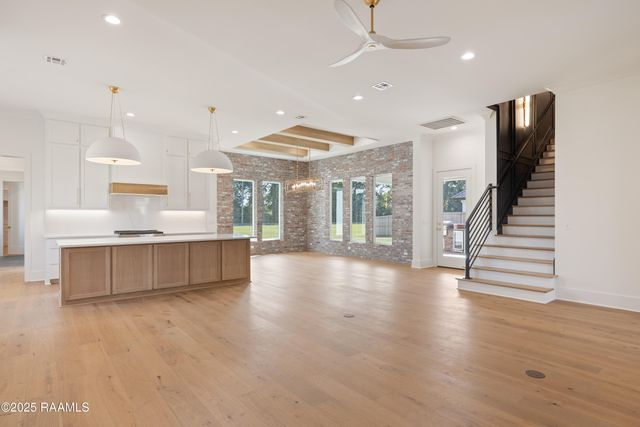 312 Abercrombie Way, Broussard, LA 70518