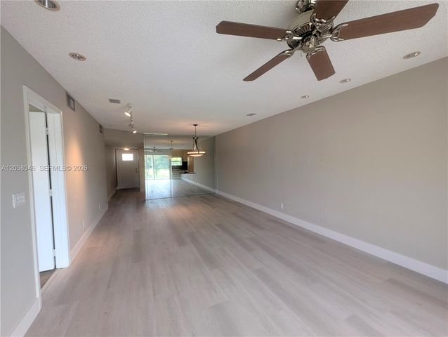 820 S Hollybrook Dr 303, Pembroke Pines, FL 33025