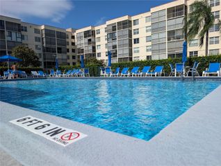 820 S Hollybrook Dr 303, Pembroke Pines, FL 33025