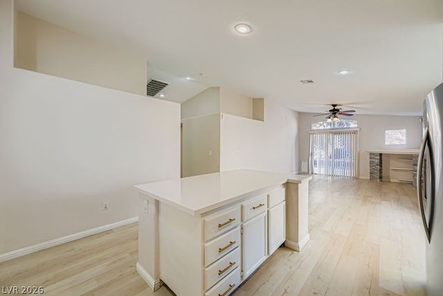 8136 Shady Glen Avenue, Las Vegas, NV 89131