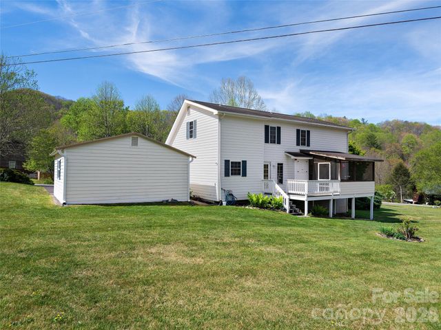 44 Tibi Lane, Waynesville, NC 28785
