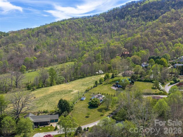 44 Tibi Lane, Waynesville, NC 28785