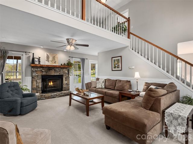 44 Tibi Lane, Waynesville, NC 28785