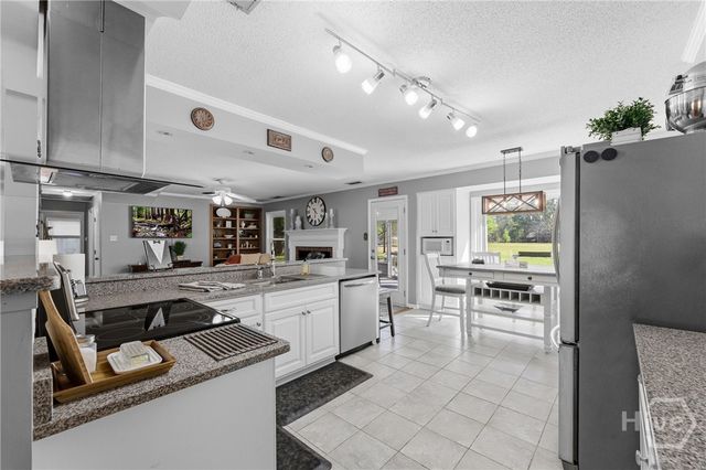 6829 Ga Highway 17 S, Bloomingdale, GA 31302