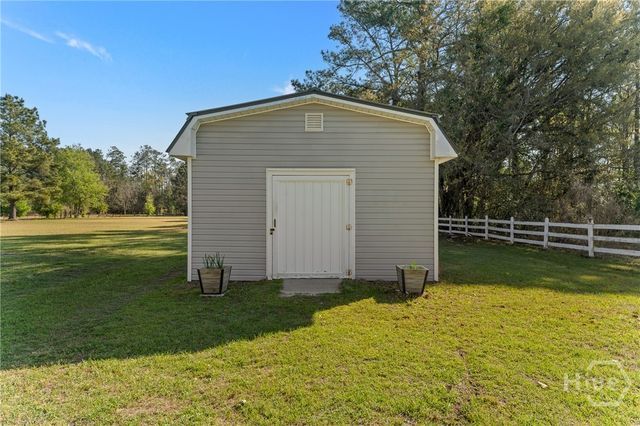 6829 Ga Highway 17 S, Bloomingdale, GA 31302