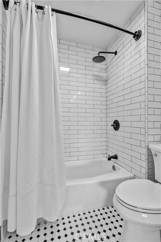 240 Nice Lane 114, Newport Beach, CA 92663