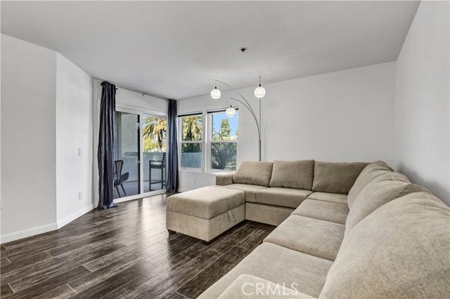 240 Nice Lane 114, Newport Beach, CA 92663