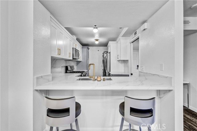 240 Nice Lane 114, Newport Beach, CA 92663