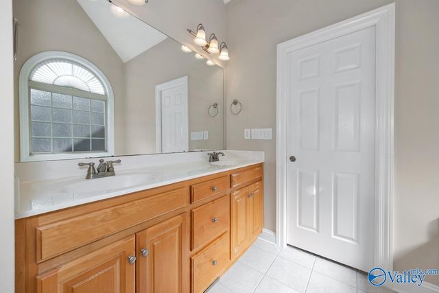 220 Overbrook Drive, Madison, AL 35758