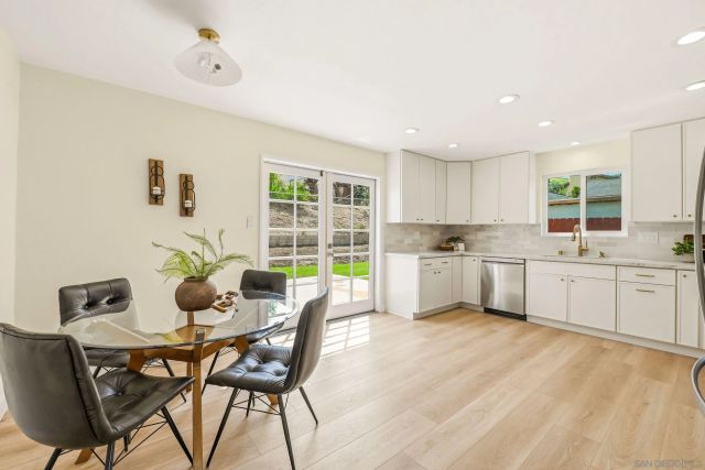 3263 Roberta Ln, Oceanside, CA 92054