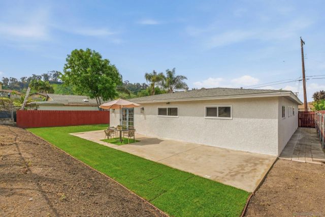 3263 Roberta Ln, Oceanside, CA 92054