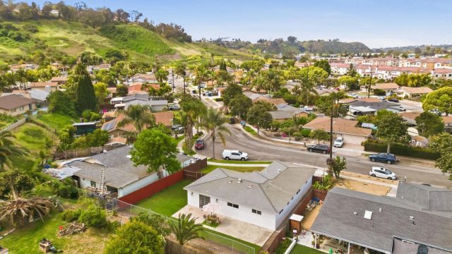 3263 Roberta Ln, Oceanside, CA 92054