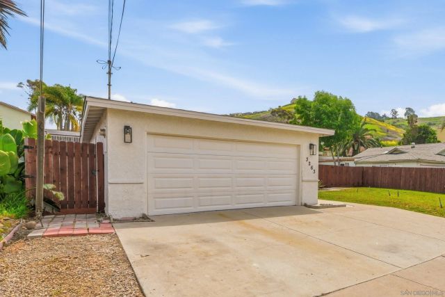 3263 Roberta Ln, Oceanside, CA 92054