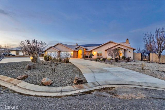 12290 Larch Road, Oak Hills, CA 92344