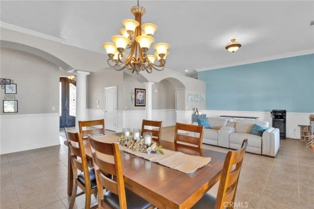 12290 Larch Road, Oak Hills, CA 92344