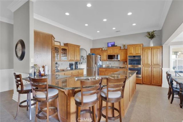 12290 Larch Road, Oak Hills, CA 92344