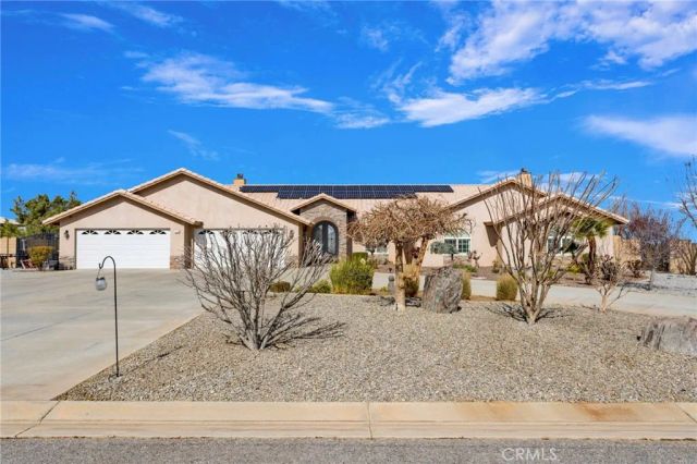 12290 Larch Road, Oak Hills, CA 92344