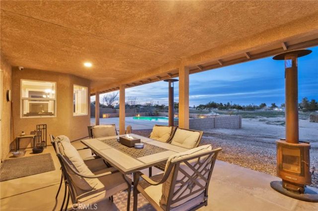 12290 Larch Road, Oak Hills, CA 92344