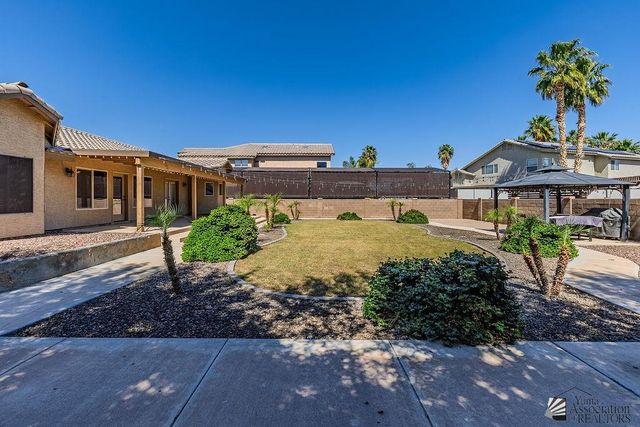 2245 S 43 Dr, Yuma, AZ 85364