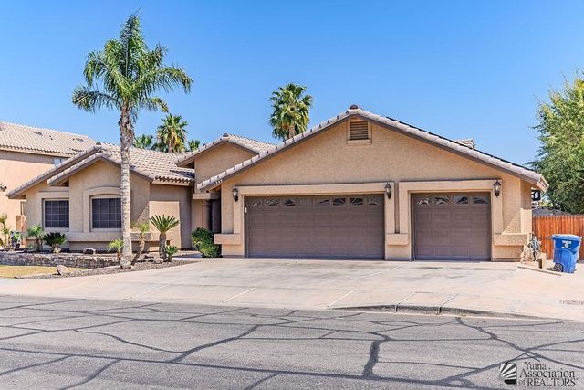 2245 S 43 Dr, Yuma, AZ 85364