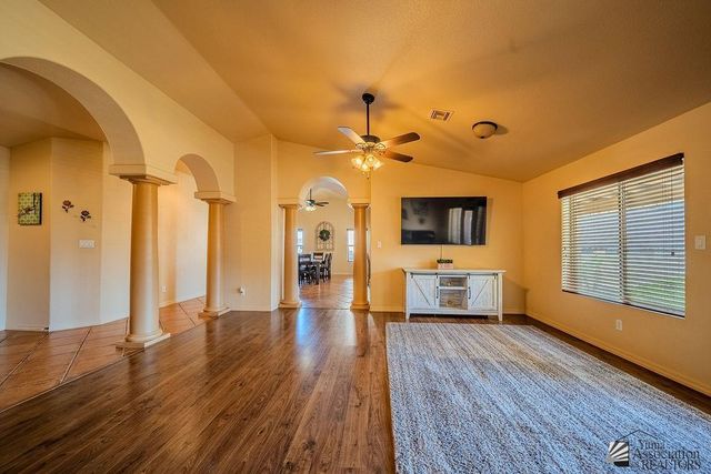 2245 S 43 Dr, Yuma, AZ 85364