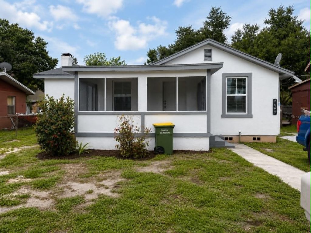 2509 DIXIE AVENUE, Sarasota, FL 34234