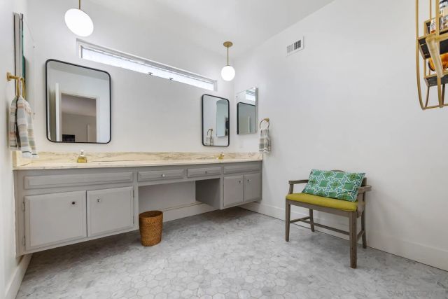 5996 BOUNTY STREET, San Diego, CA 92120