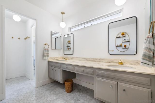5996 BOUNTY STREET, San Diego, CA 92120