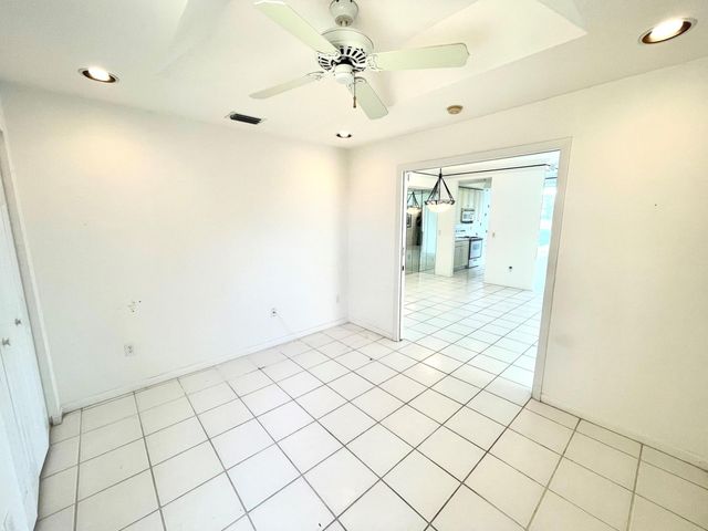 17317 Boca Club Boulevard 1, Boca Raton, FL 33487