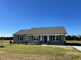 39 Harvest Hills Lane, Dunn, NC 28334