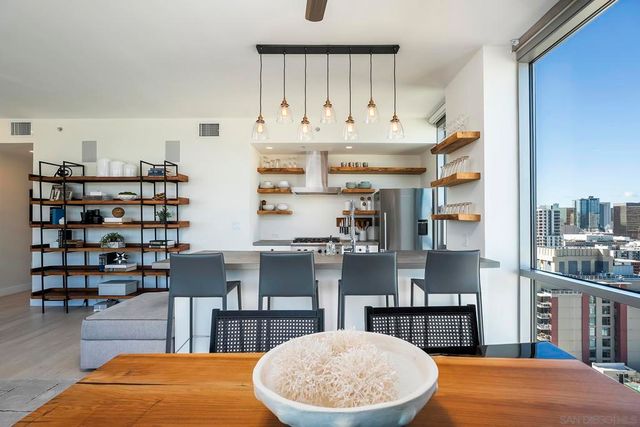 321 10th Ave 2101, San Diego, CA 92101