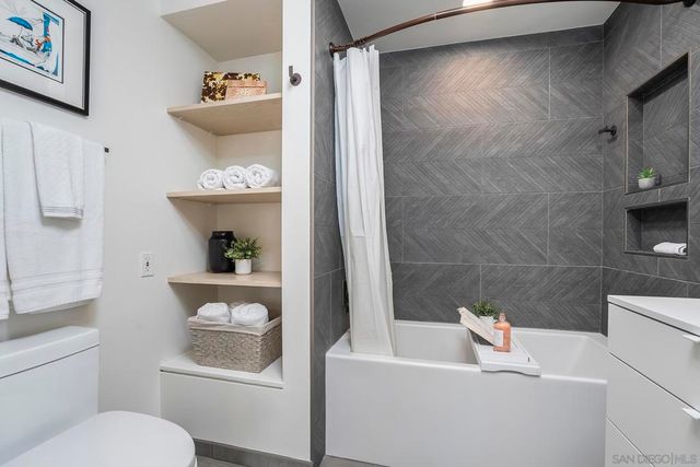 321 10th Ave 2101, San Diego, CA 92101