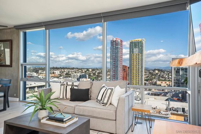 321 10th Ave 2101, San Diego, CA 92101