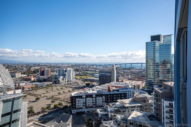 321 10th Ave 2101, San Diego, CA 92101