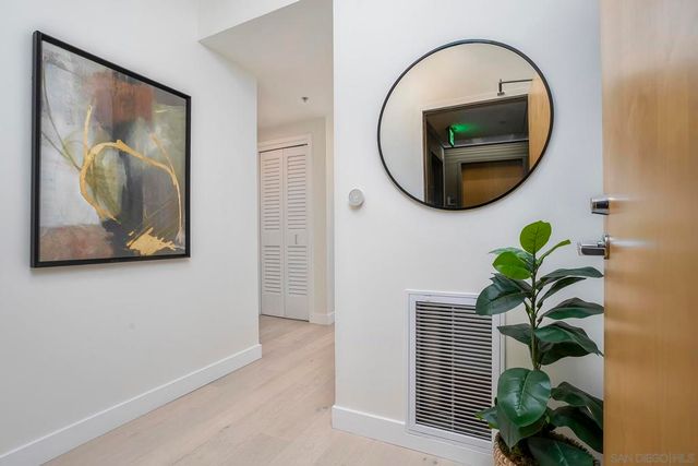 321 10th Ave 2101, San Diego, CA 92101