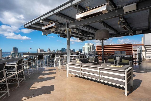 321 10th Ave 2101, San Diego, CA 92101