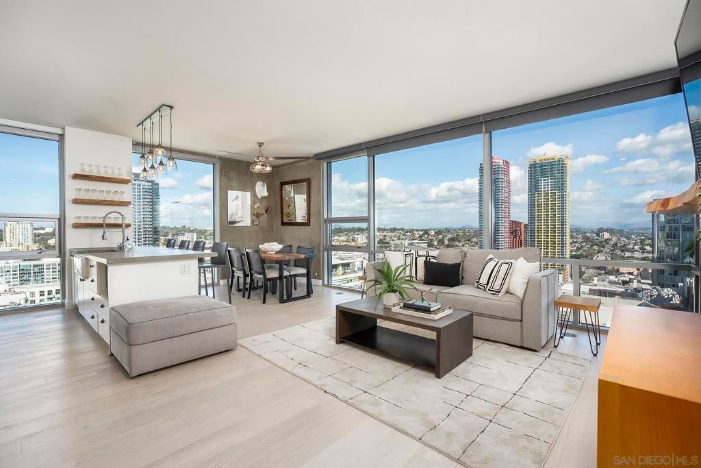 321 10th Ave 2101, San Diego, CA 92101