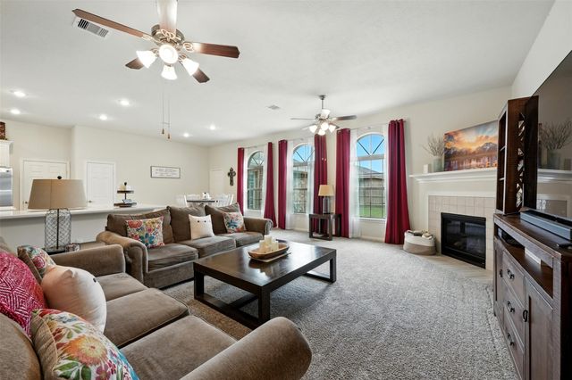 6526 Falcon Ridge, Manvel, TX 77578