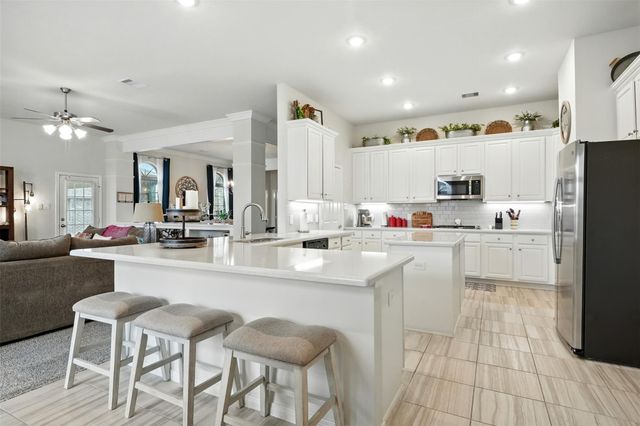 6526 Falcon Ridge, Manvel, TX 77578